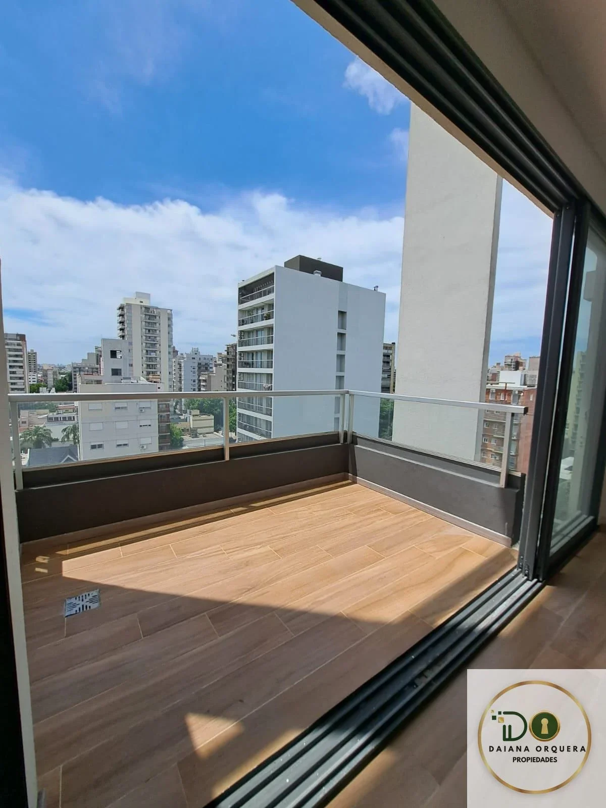 Departamento en venta c/ cochera en Lanús Oeste - Imagen 2