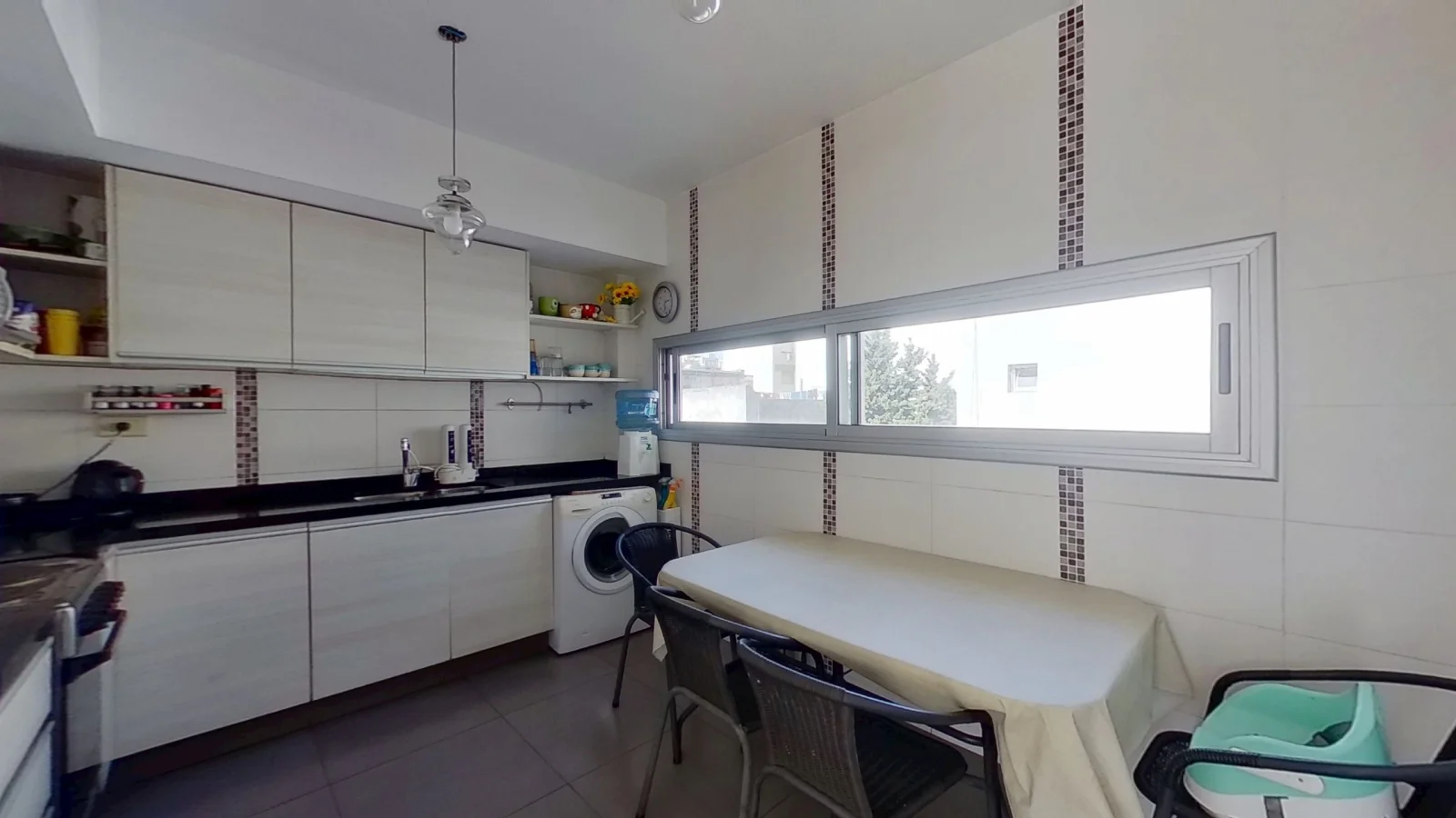DEPARTAMENTO 3 AMBIENTES C/BALCÓN ATERRAZADO Y COCHERA VILLA DEL PARQUE - Imagen 2