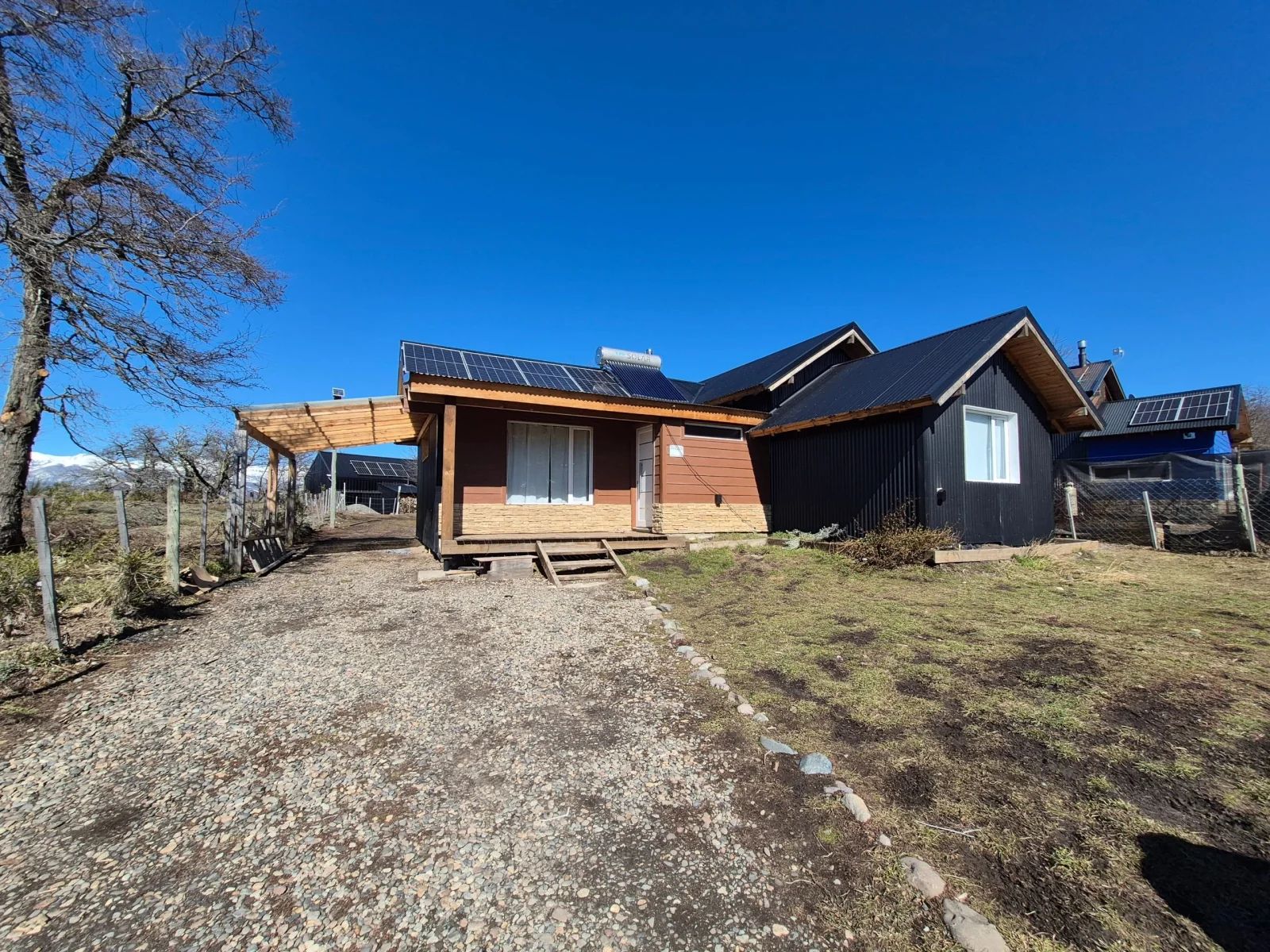 Casa en venta c/ cochera en San Martin de los Andes - Imagen 1