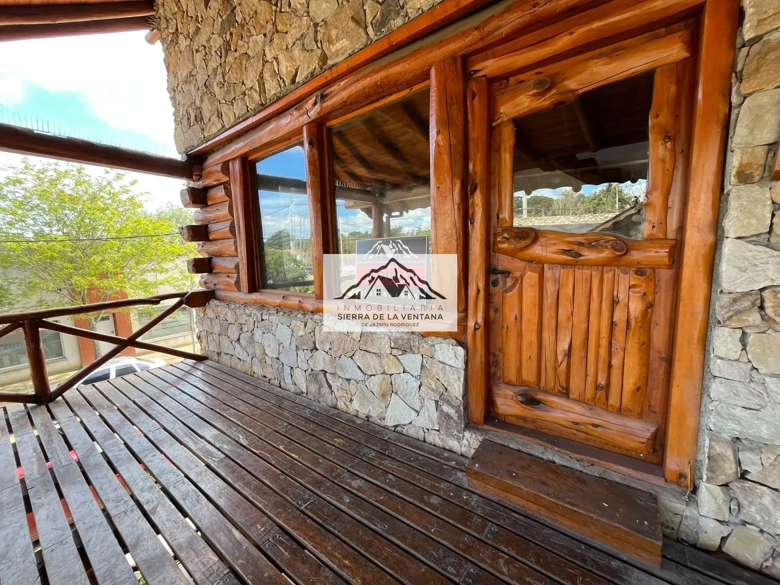 Local comercial en alquiler ubicado en Sierra de la Ventana - Imagen 1
