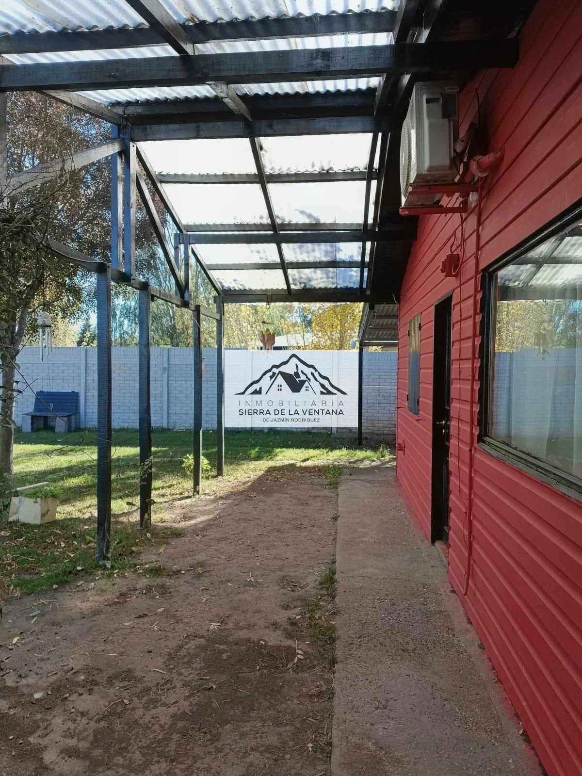 Casa quinta en venta de 185m2 ubicado en Coronel Suárez - Imagen 2