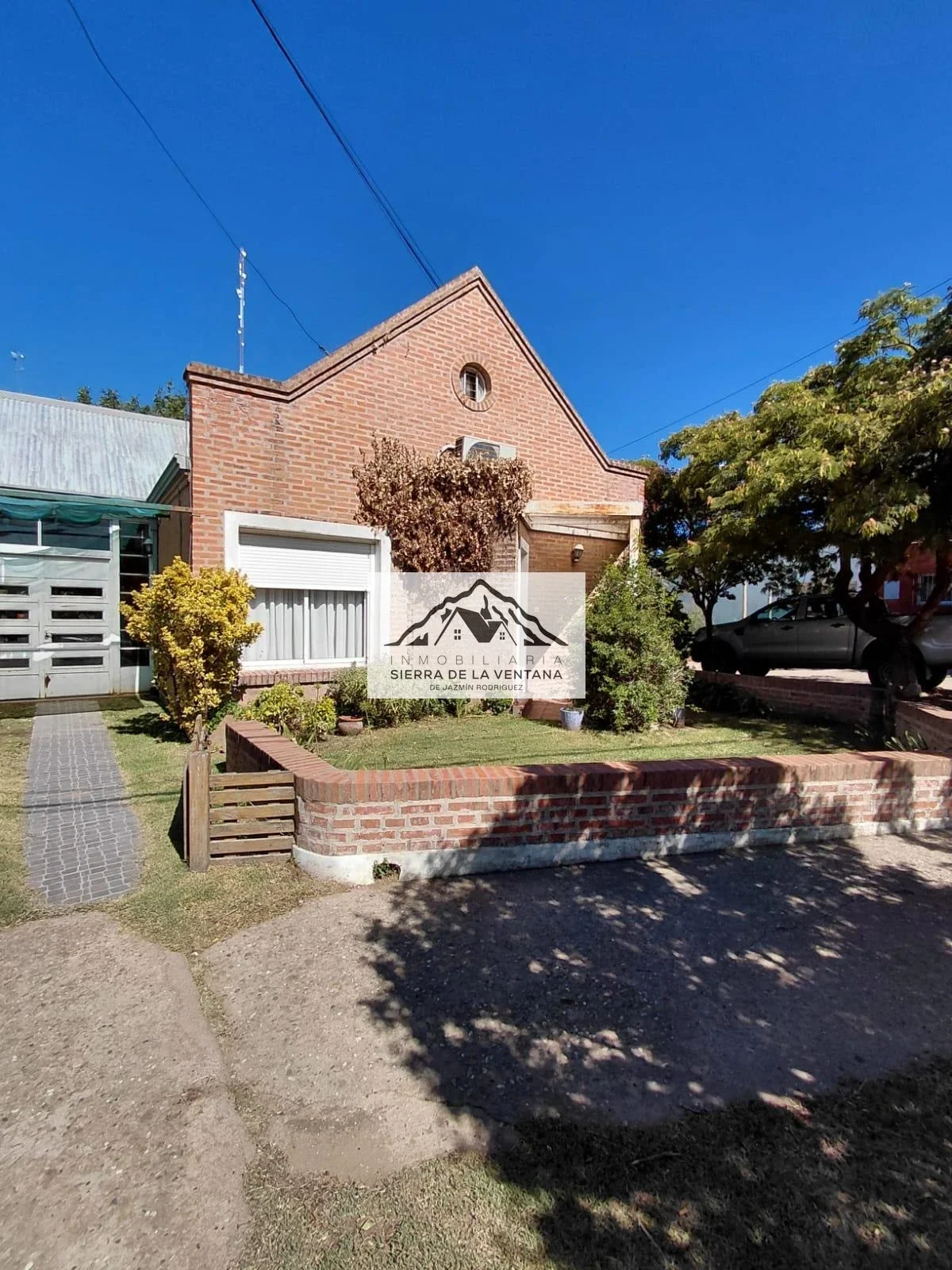 Casa en venta c/ cochera en Sierra de la Ventana - Imagen 1