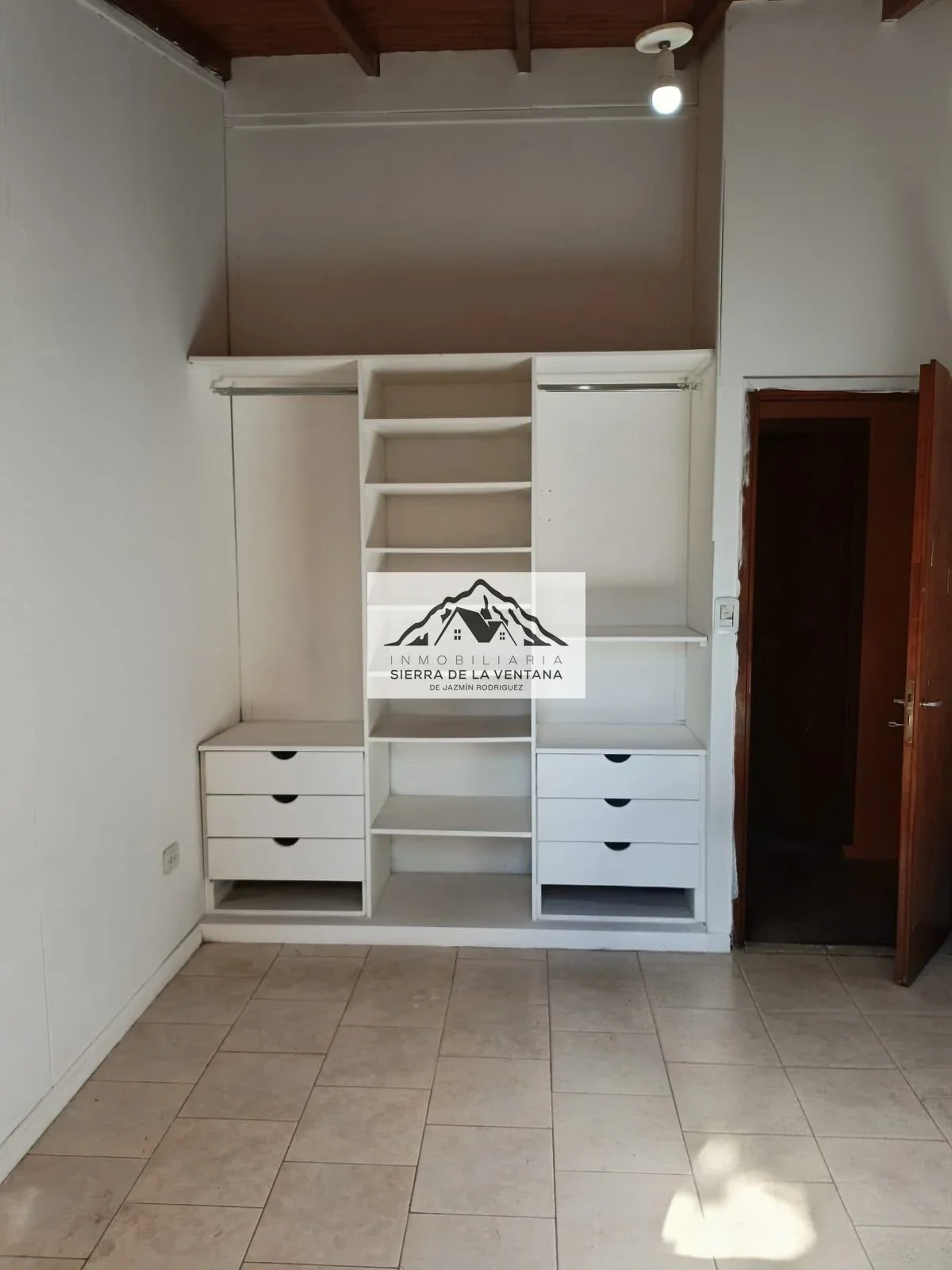 Casa quinta en venta de 185m2 ubicado en Coronel Suárez - Imagen 5