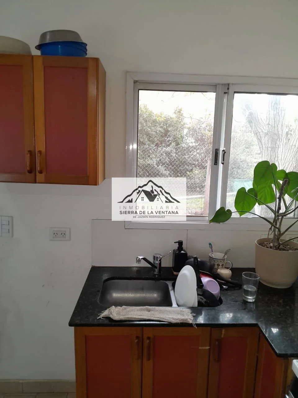 Casa en venta de 2 dormitorios c/ cochera en Sierra de la Ventana - Imagen 4