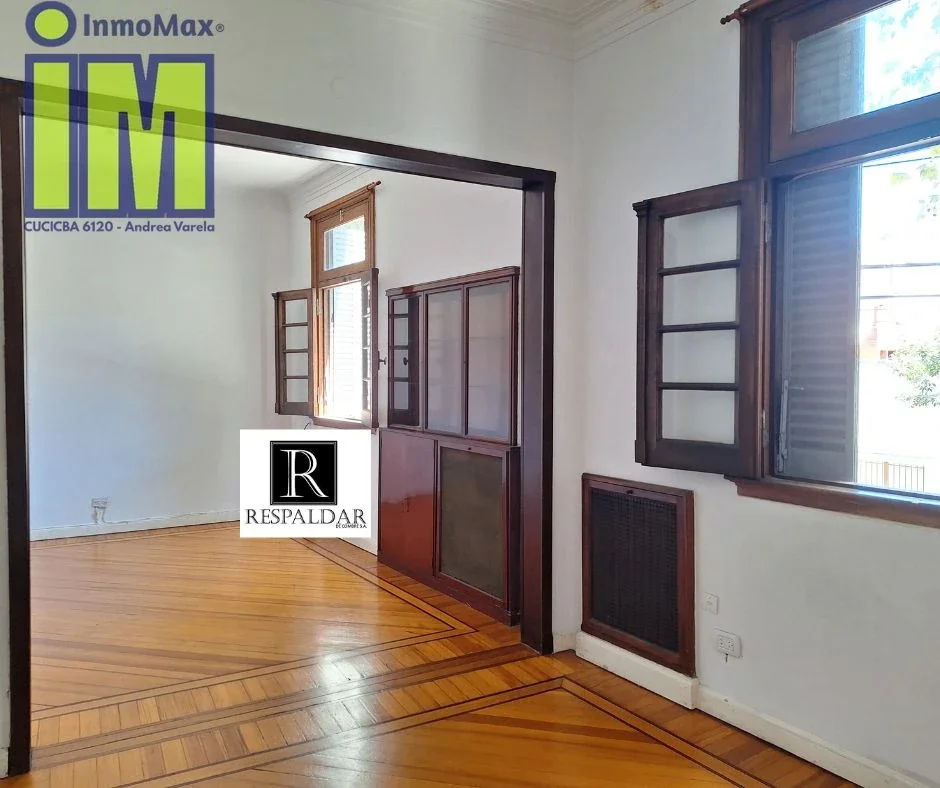 TIPO CASA 4 AMBIENTES PRIMER PISO POR ESCALERA AL FRENTE - SIN EXPENSAS - Imagen 1