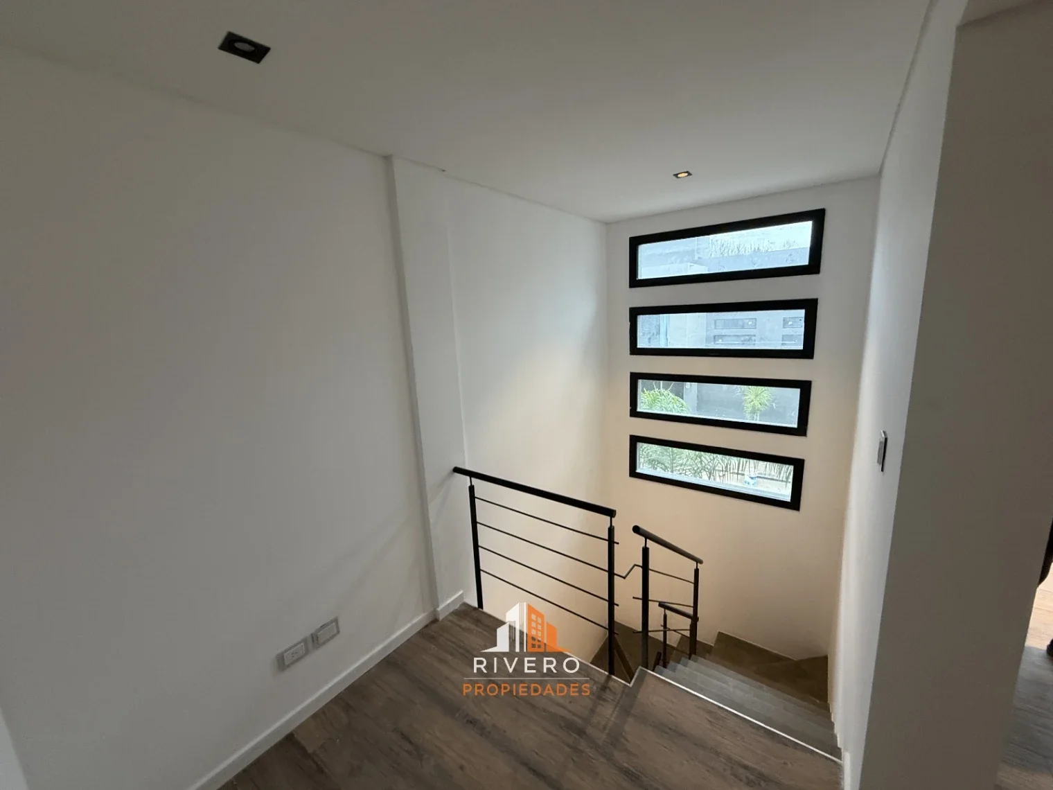 Depto Duplex 2 Habitaciones a Estrenar - Canning Exclusivo - Imagen 5