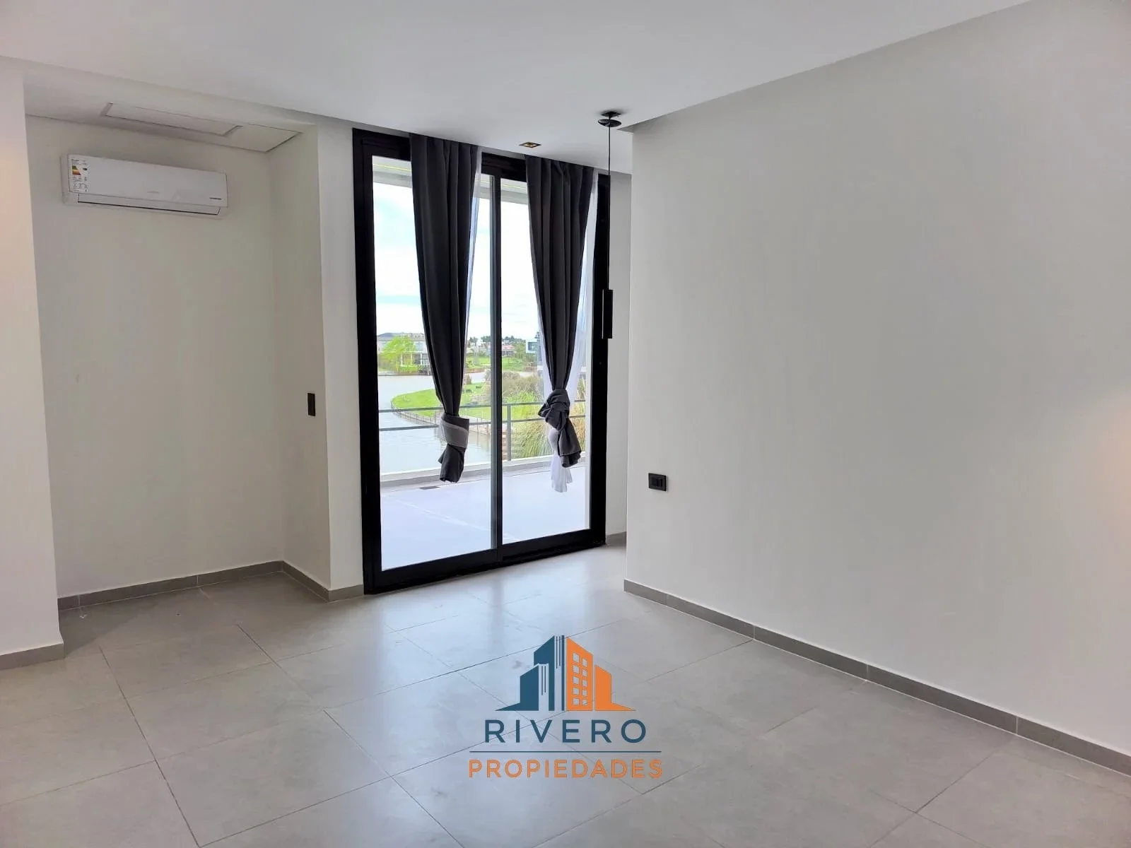 Venta Casa a Laguna 4 Habitaciones Horizontes al Sur - Imagen 4
