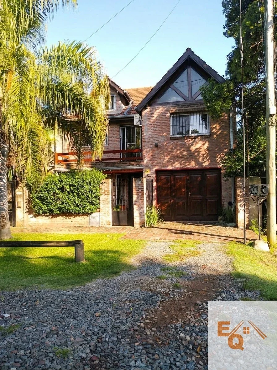 Casa en alquiler temporario c/ cochera en Bella Vista - Imagen 1