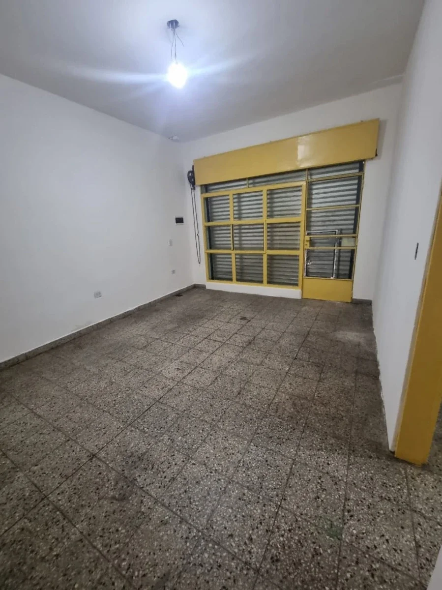 Local En Alquiler Sobre Av. Sesquicentenario - Villa De Mayo - Imagen 5