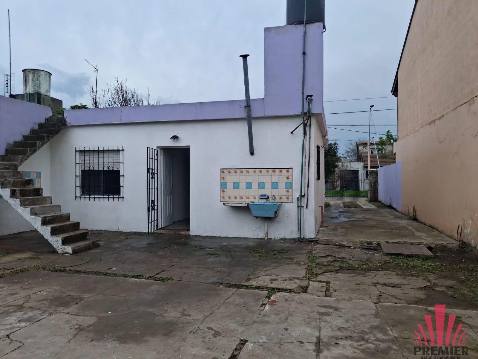 Casa en alquiler c/ cochera en Grand Bourg - Imagen 4