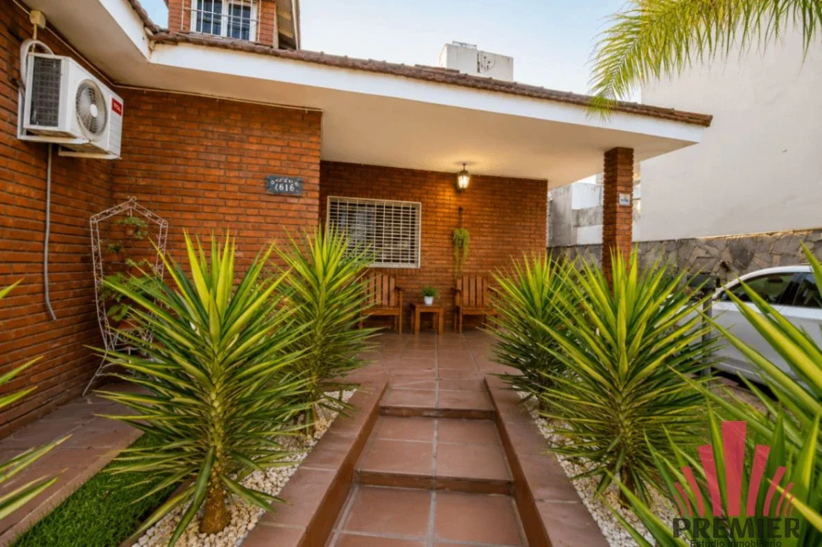 Casa En Venta En San Miguel - Imagen 1