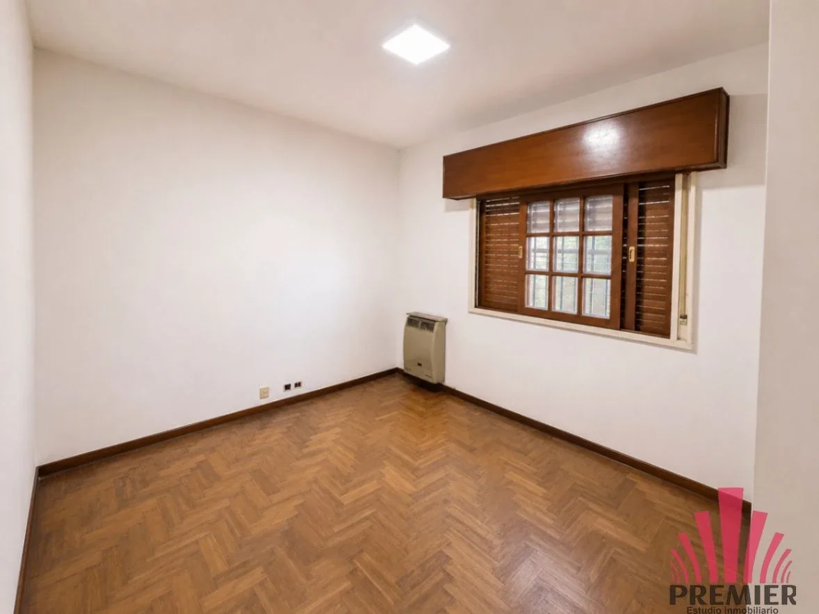Casa en alquiler c/ cochera en Bella Vista - Imagen 4
