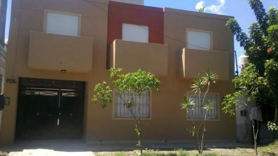 Dúplex en alquiler c/ cochera en José C. Paz - Imagen 2