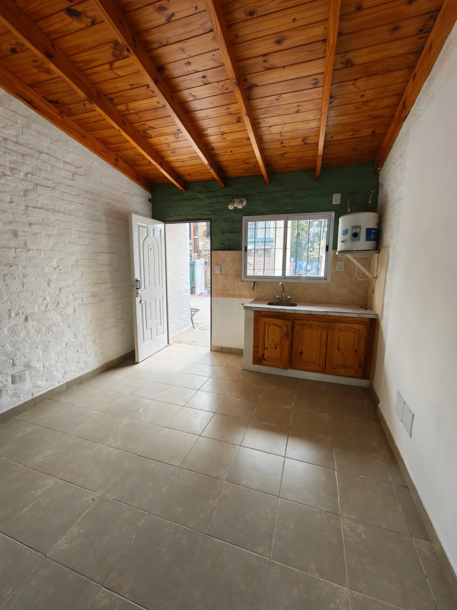 Departamento en alquiler c/ cochera en José C. Paz - Imagen 3