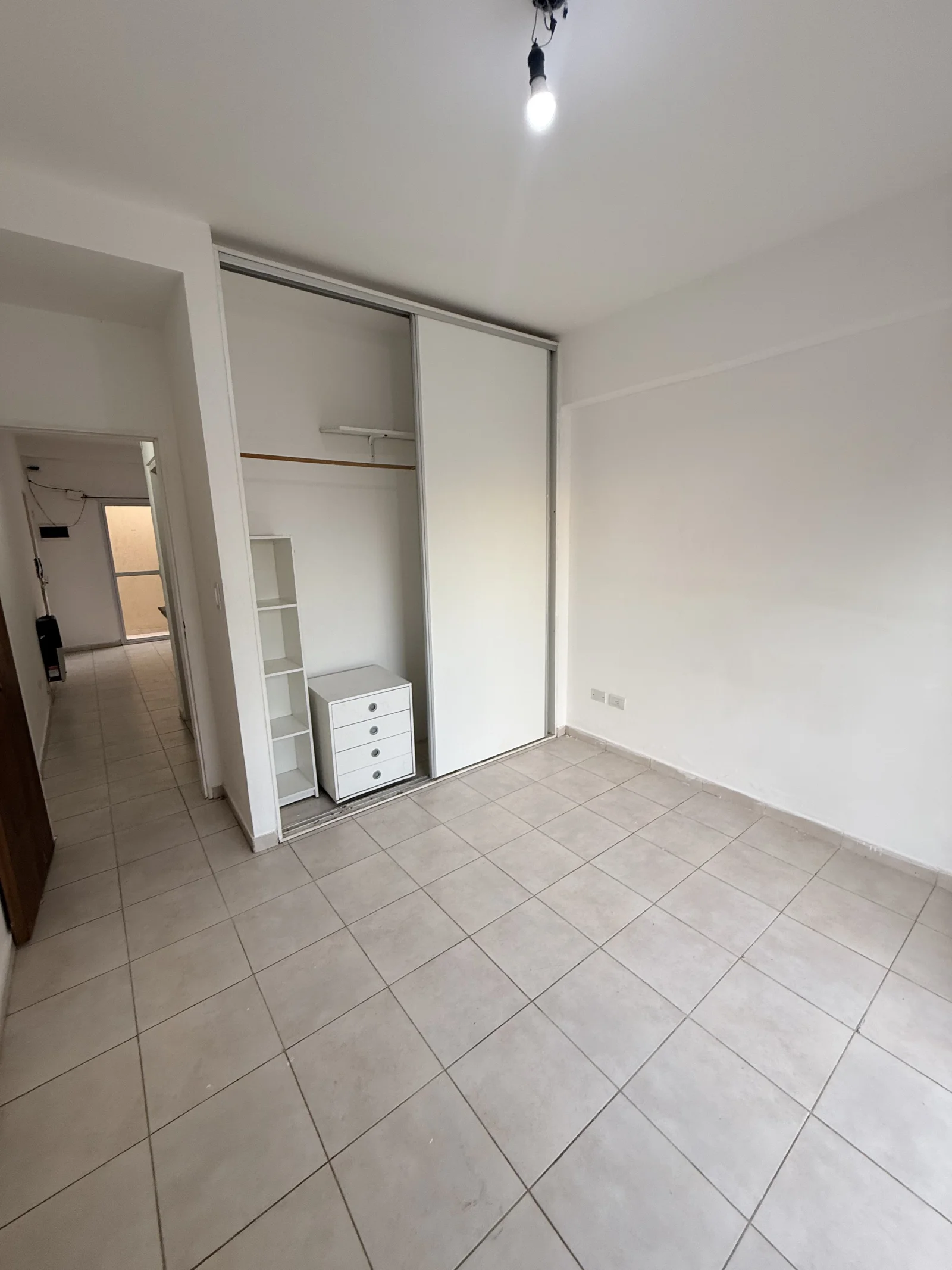 Departamento en alquiler c/ cochera en José C. Paz - Imagen 5