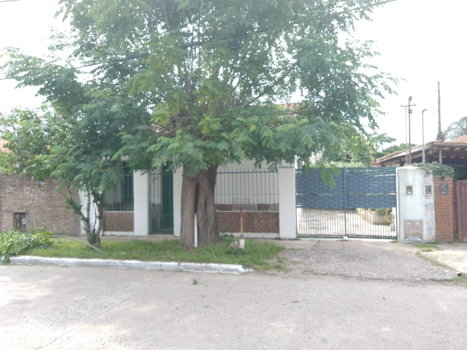Casa en alquiler c/ cochera en José C. Paz - Imagen 1
