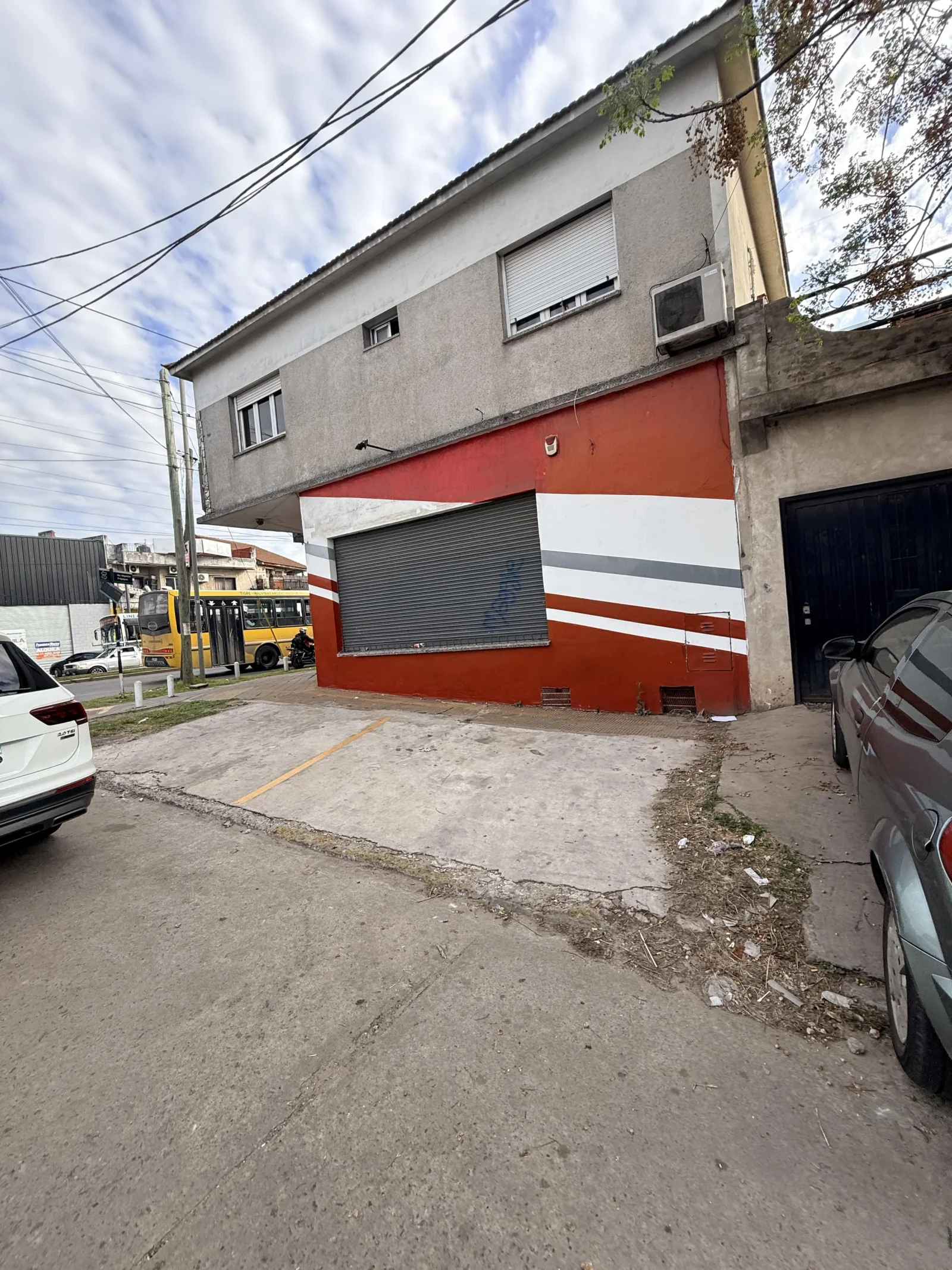 Local comercial en alquiler ubicado en José C. Paz - Imagen 2