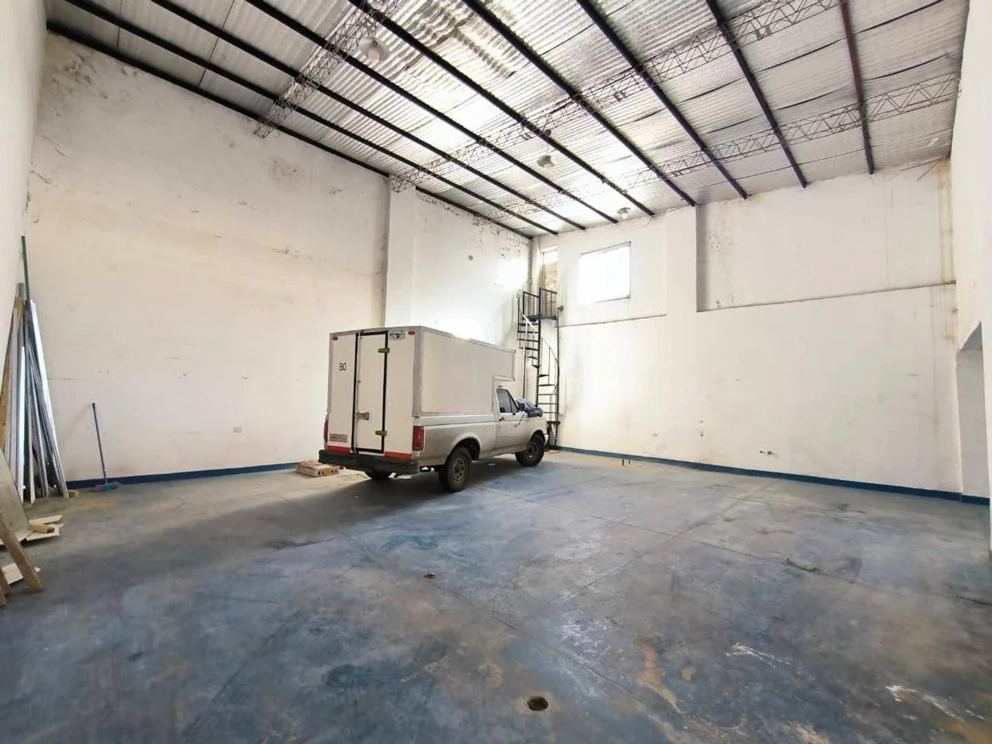 Depósito en alquiler de 150m2 ubicado en José C. Paz - Imagen 4