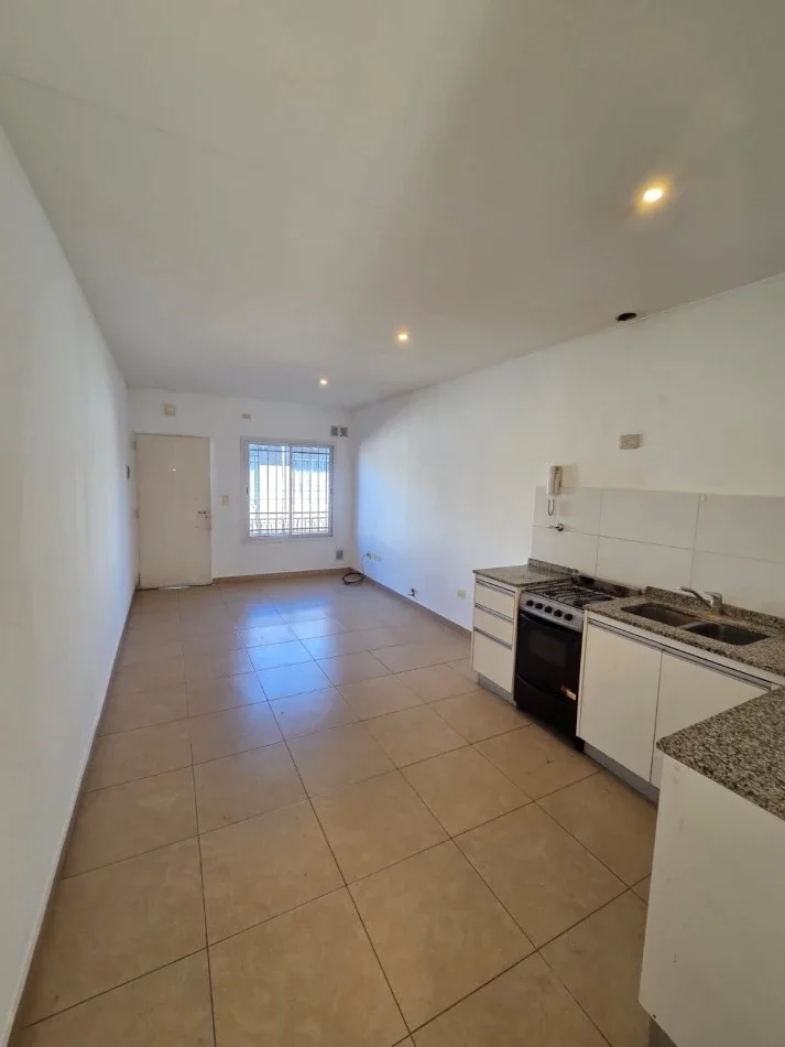 Departamento en alquiler c/ cochera en San Miguel - Imagen 5