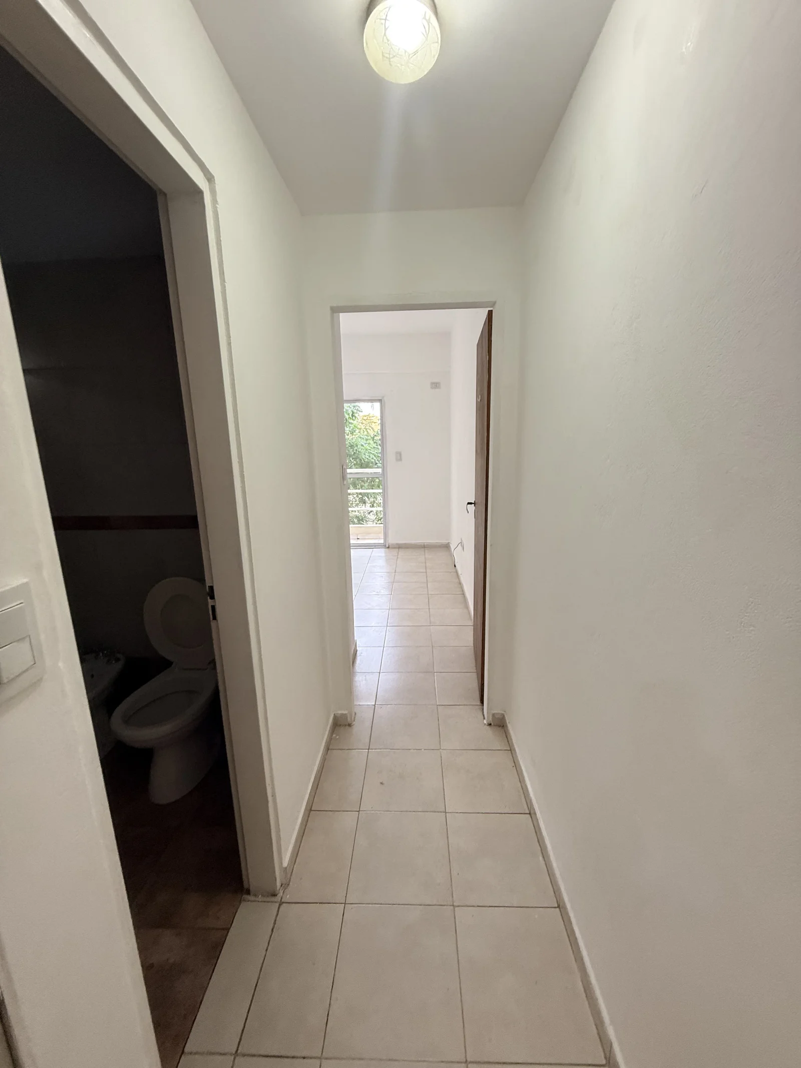 Departamento en alquiler c/ cochera en José C. Paz - Imagen 3