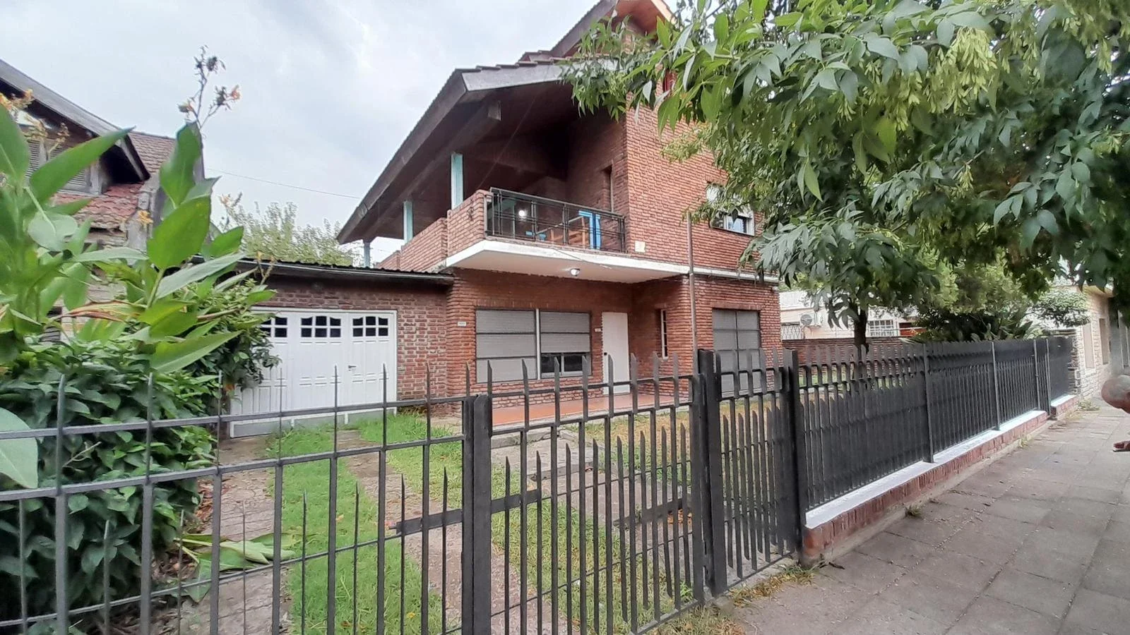 Casa en venta c/ cochera en José C. Paz - Imagen 1