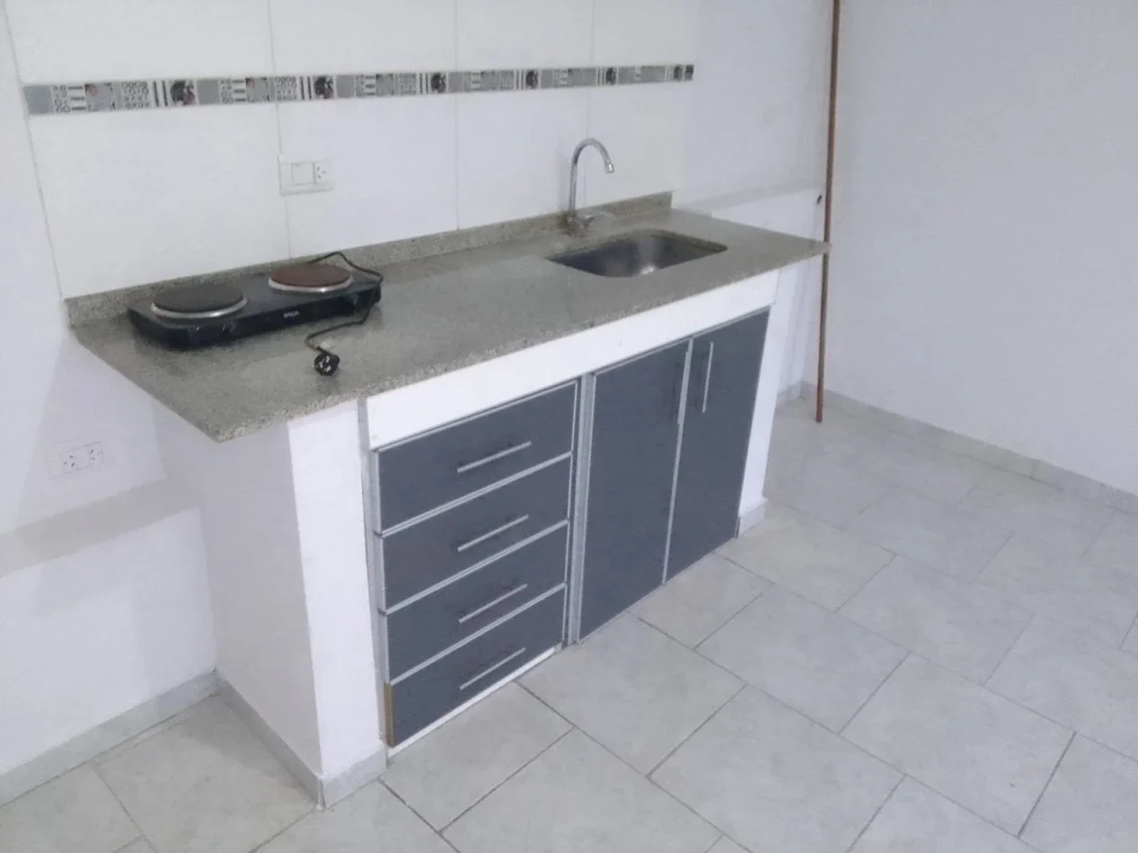 Dúplex en alquiler en Los Polvorines - Imagen 2