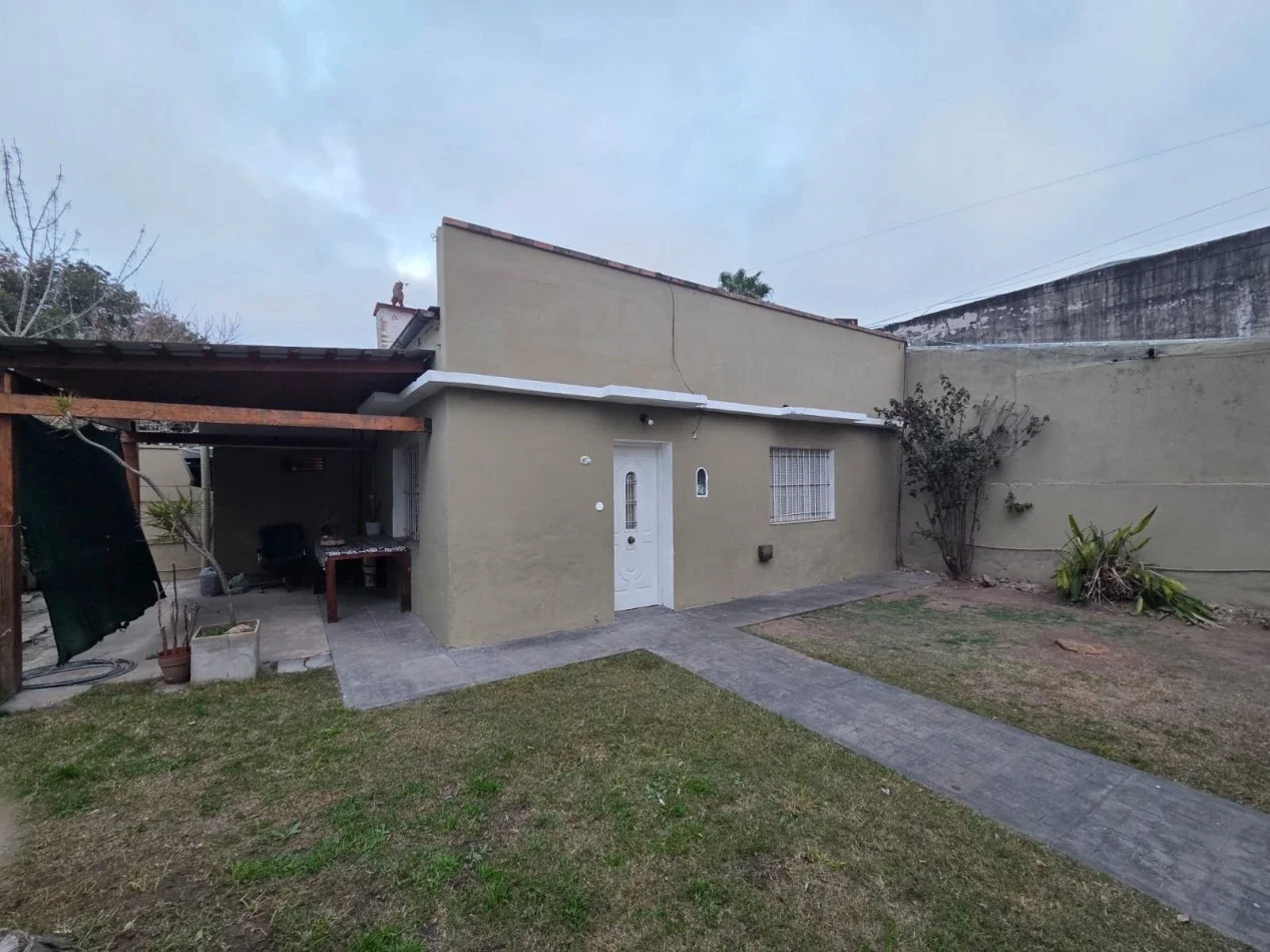 Casa en alquiler en San Miguel - Imagen 1