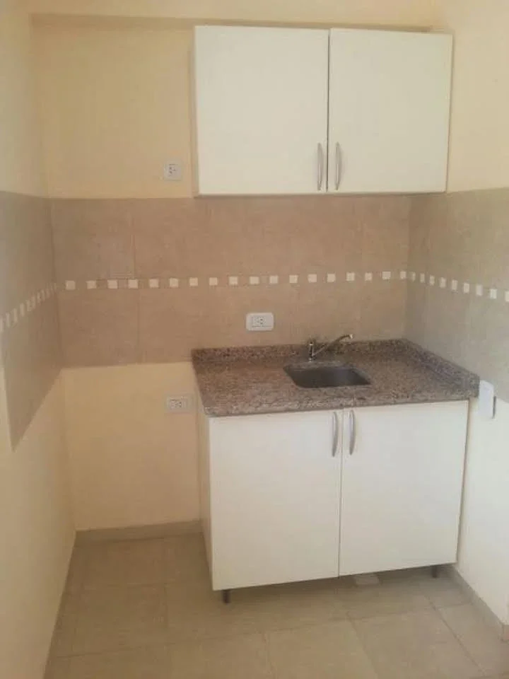 Dúplex en alquiler c/ cochera en José C. Paz - Imagen 5