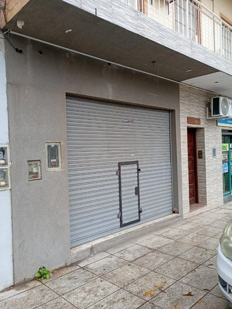 Local comercial en alquiler ubicado en José C. Paz - Imagen 2