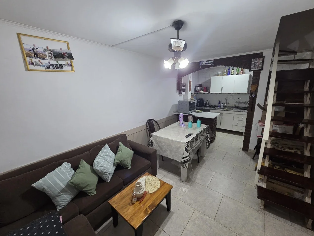 Dúplex en alquiler en San Miguel - Imagen 1