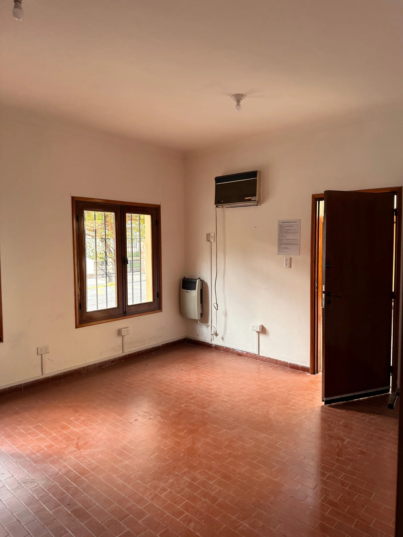 Casa en alquiler c/ cochera en Centro - Imagen 5