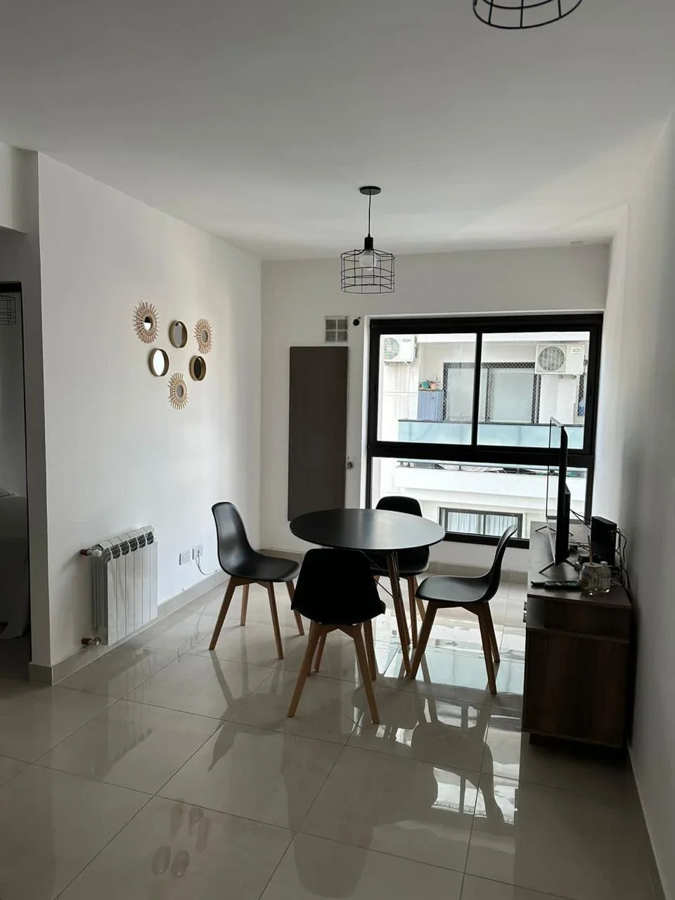 Departamento AMOBLADO en alquiler c/ cochera en Adolfo Güemes al 300 - Imagen 5