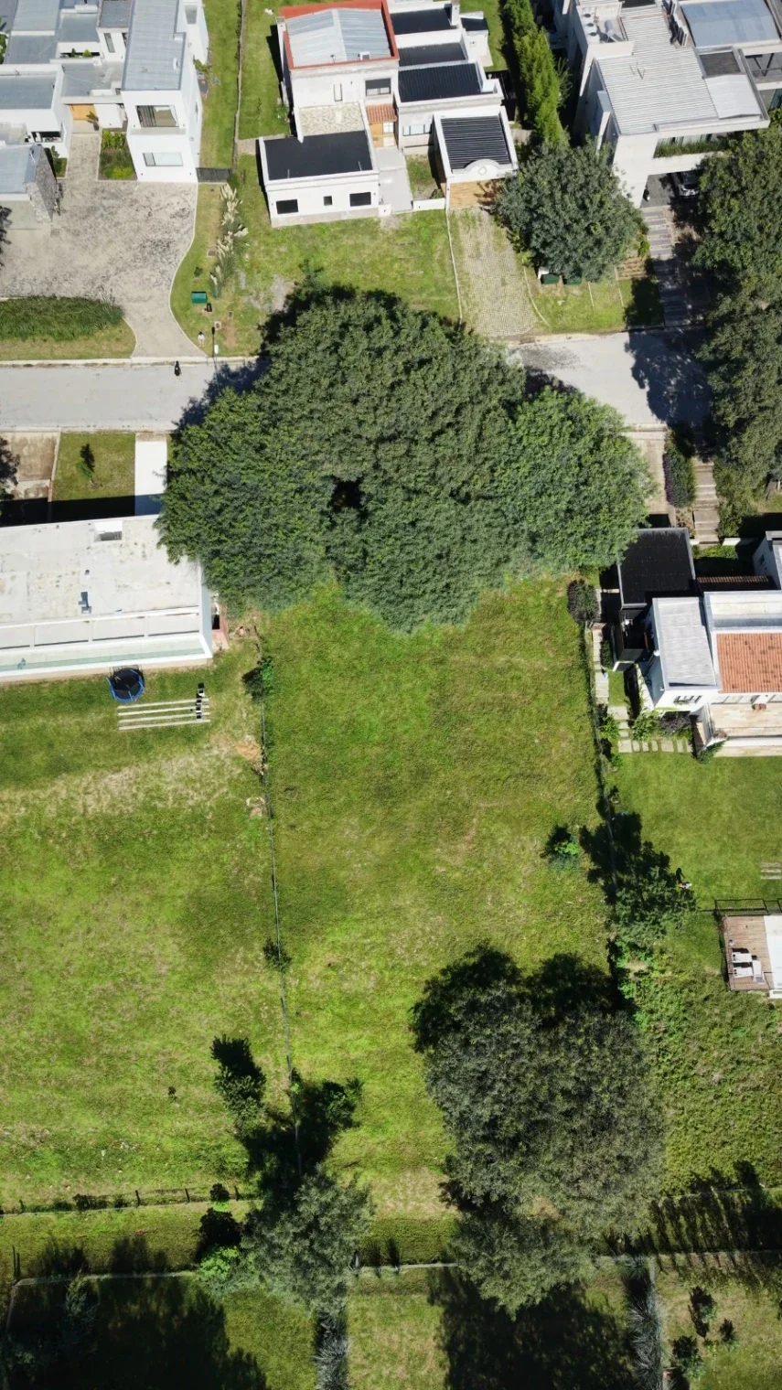 Terreno en venta de 1402m2, ubicado en Praderas de San Lorenzo - Imagen 3