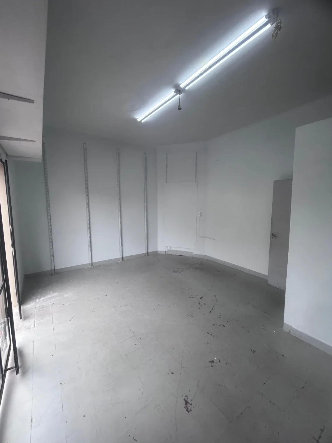Local comercial en alquiler ubicado en Centro - Imagen 3