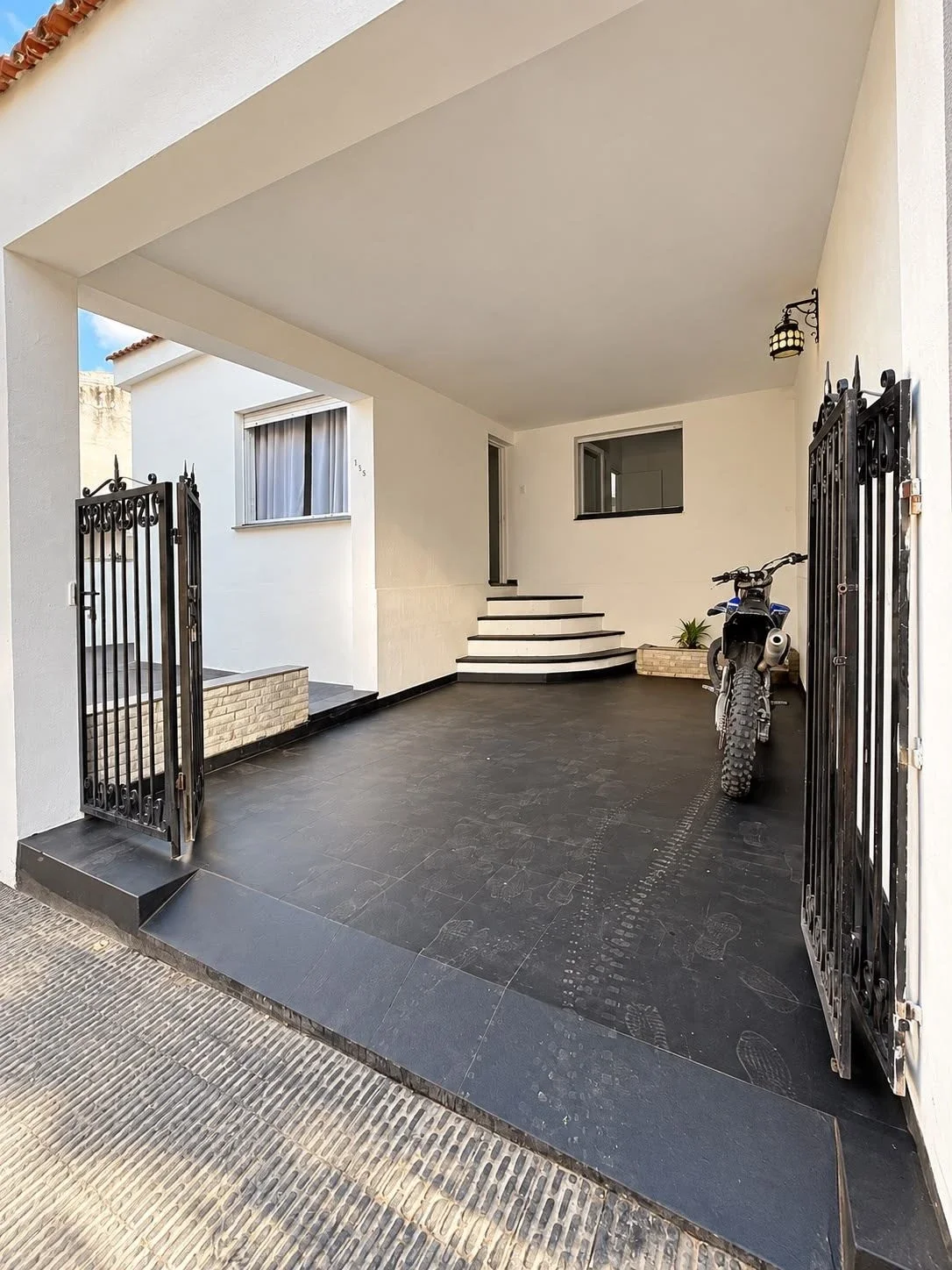 Casa en venta c/ cochera en Tres Cerritos - Imagen 4