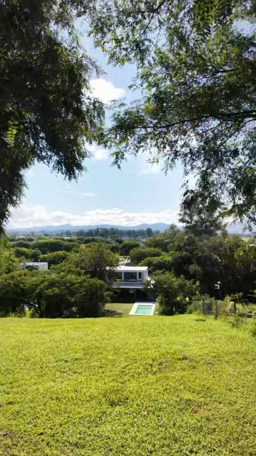 Terreno en venta de 1402m2, ubicado en Praderas de San Lorenzo - Imagen 4