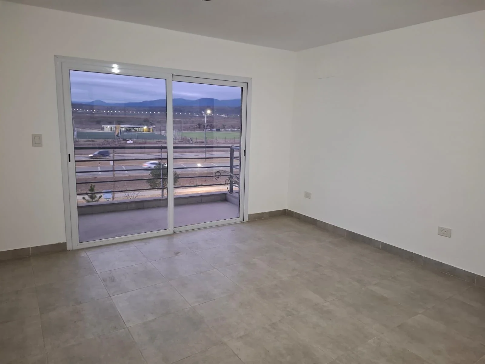 Departamento en venta c/ cochera en Av. Bolivia, Salta Capital - Imagen 2