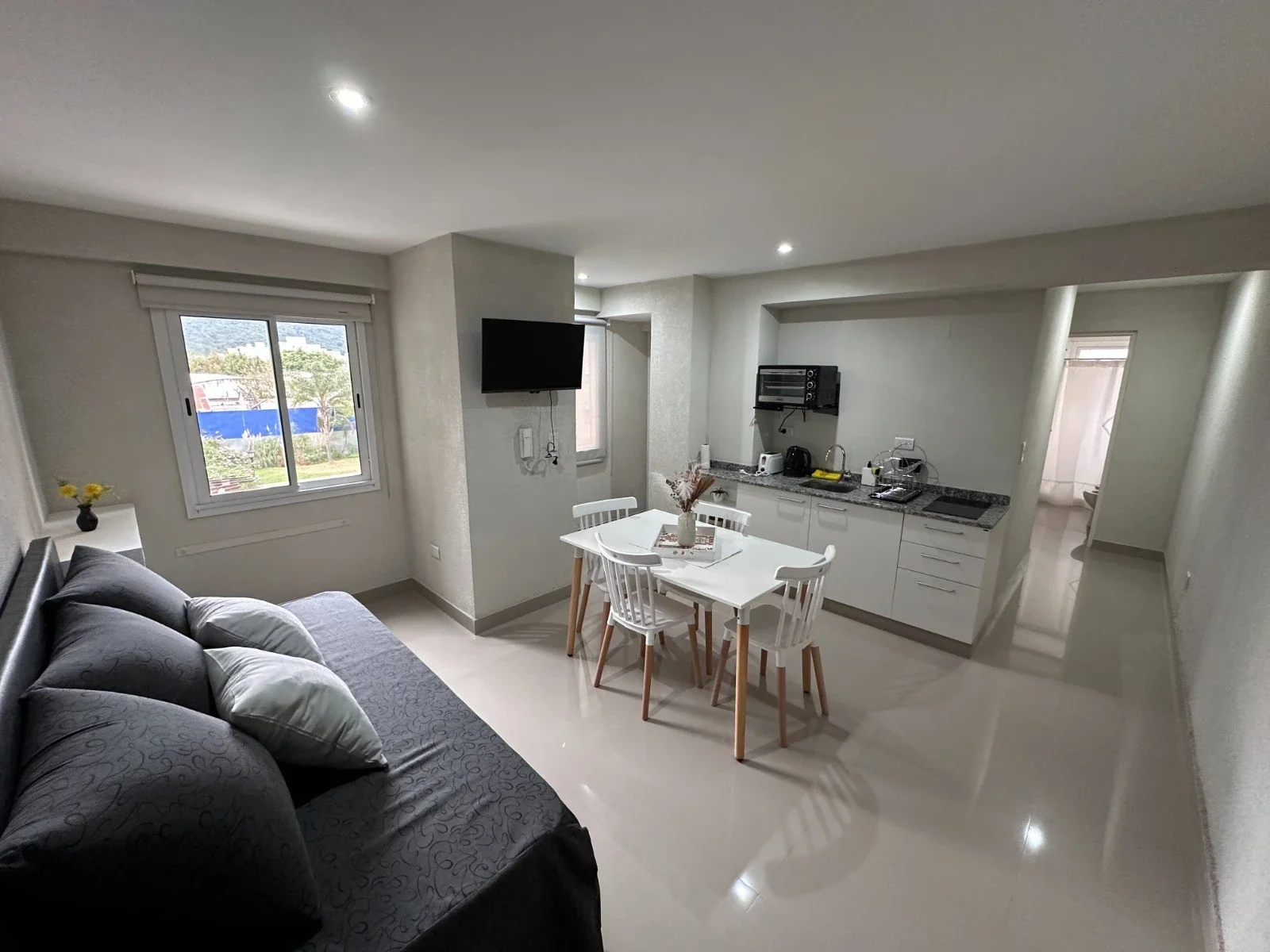 Departamento en alquiler c/ cochera en Centro - Imagen 3