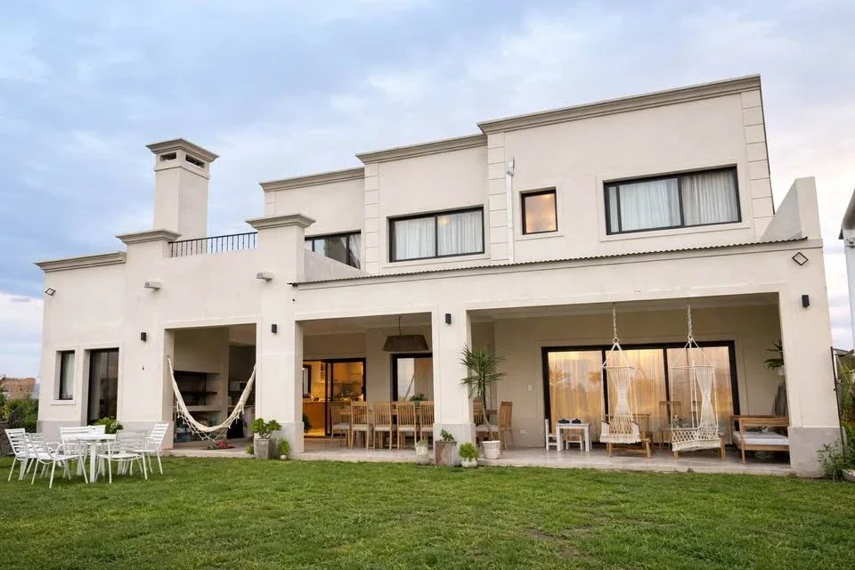 Casa en ALQUILER de 4 dorm. en Eko Distrito, Cerrillos, Salta - Imagen 3