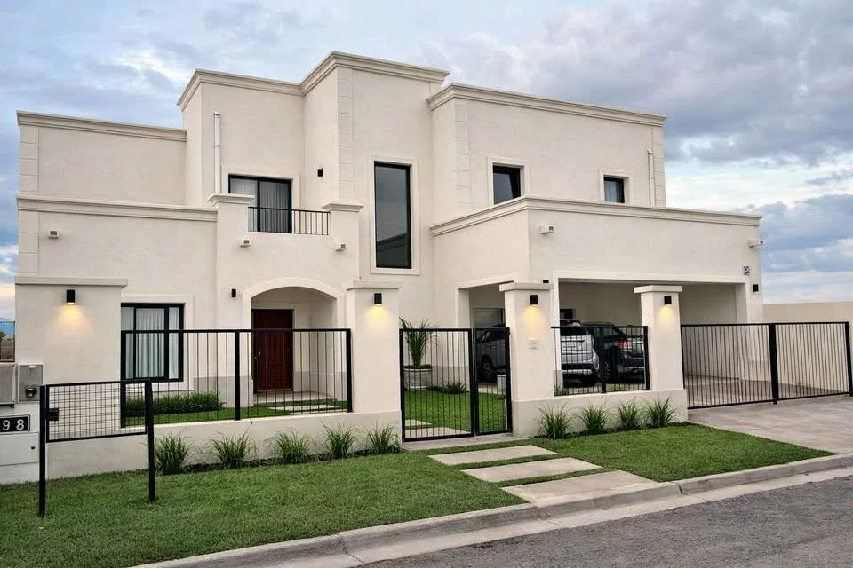 Casa en ALQUILER de 4 dorm. en Eko Distrito, Cerrillos, Salta - Imagen 2