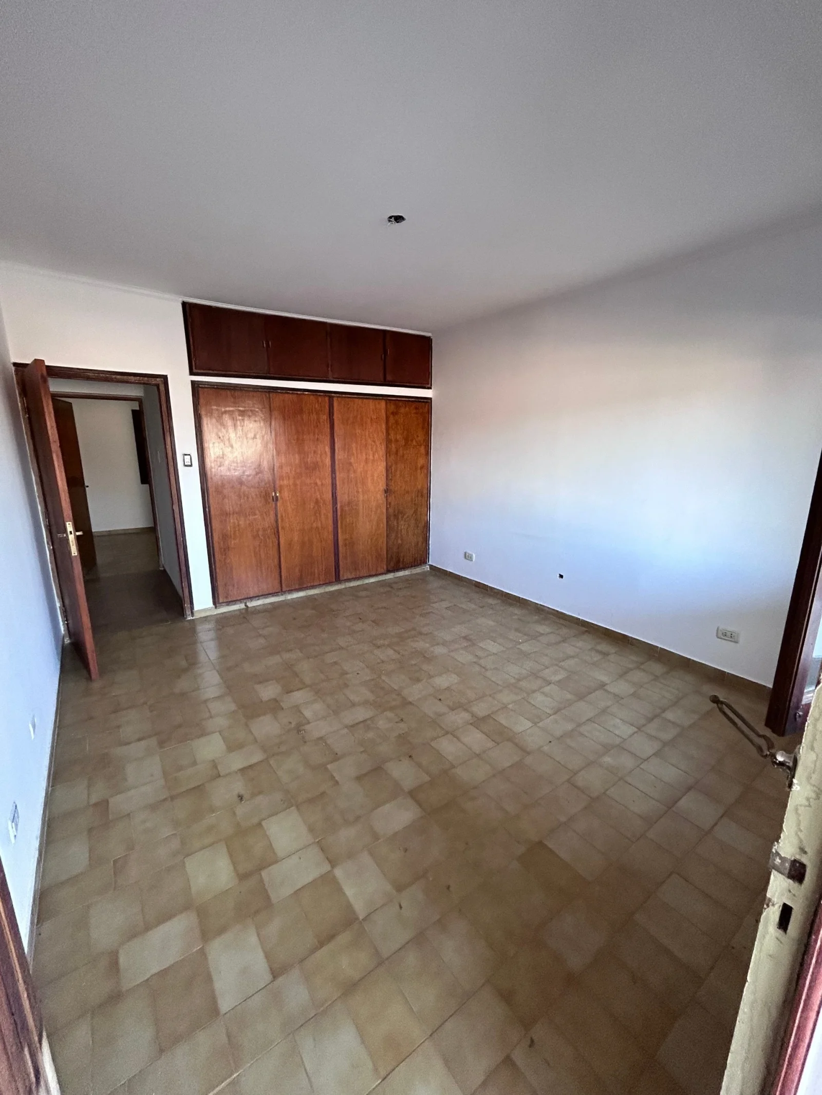 Casa en venta c/ cochera en Centro - Imagen 3