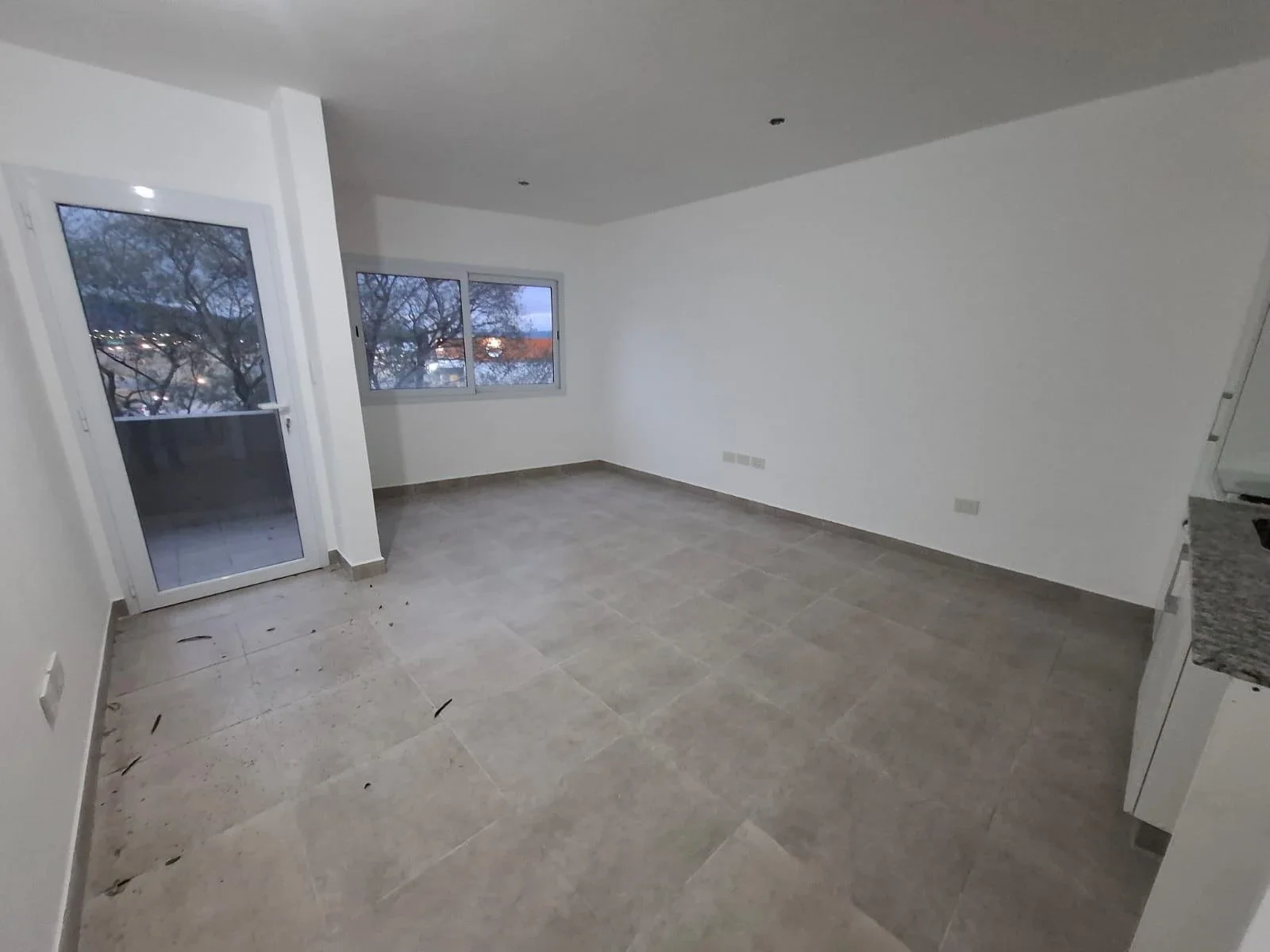 Monoambiente en venta c/ cochera en Av. Bolivia, Salta Capital - Imagen 3