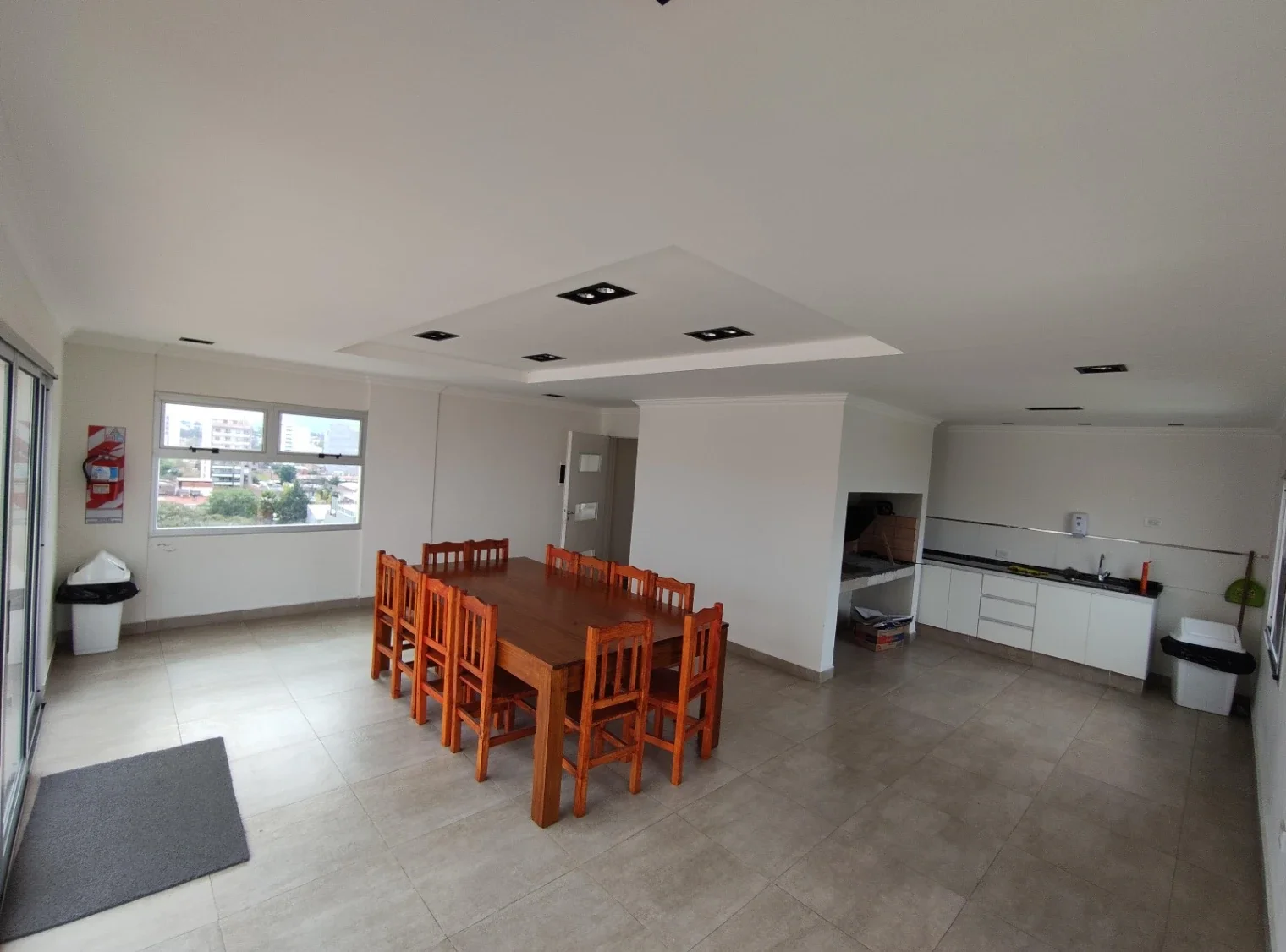 Departamento en alquiler c/ cochera en Centro - Imagen 2