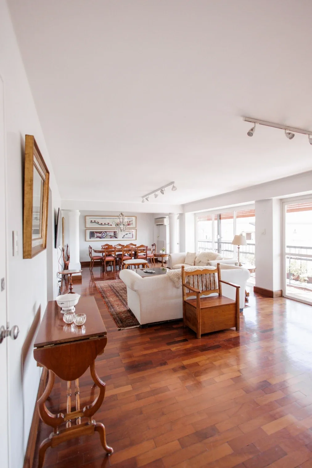 Departamento en venta c/ cochera en el Centro de Salta Capital - Imagen 2