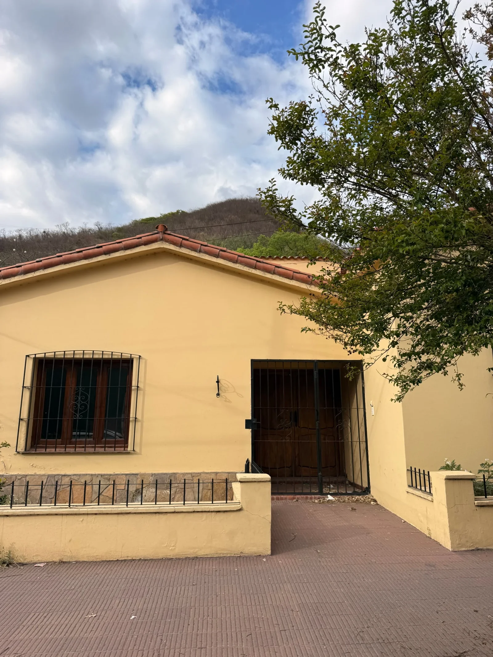 Casa en alquiler c/ cochera en Centro - Imagen 3