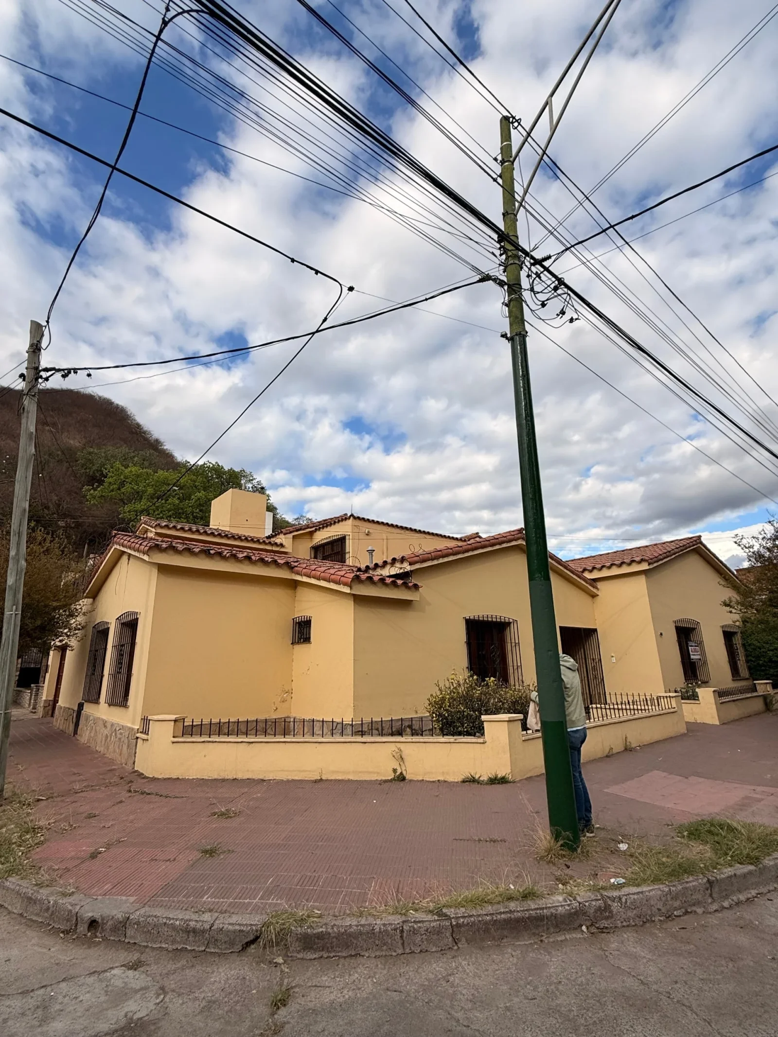 Casa en alquiler c/ cochera en Centro - Imagen 1