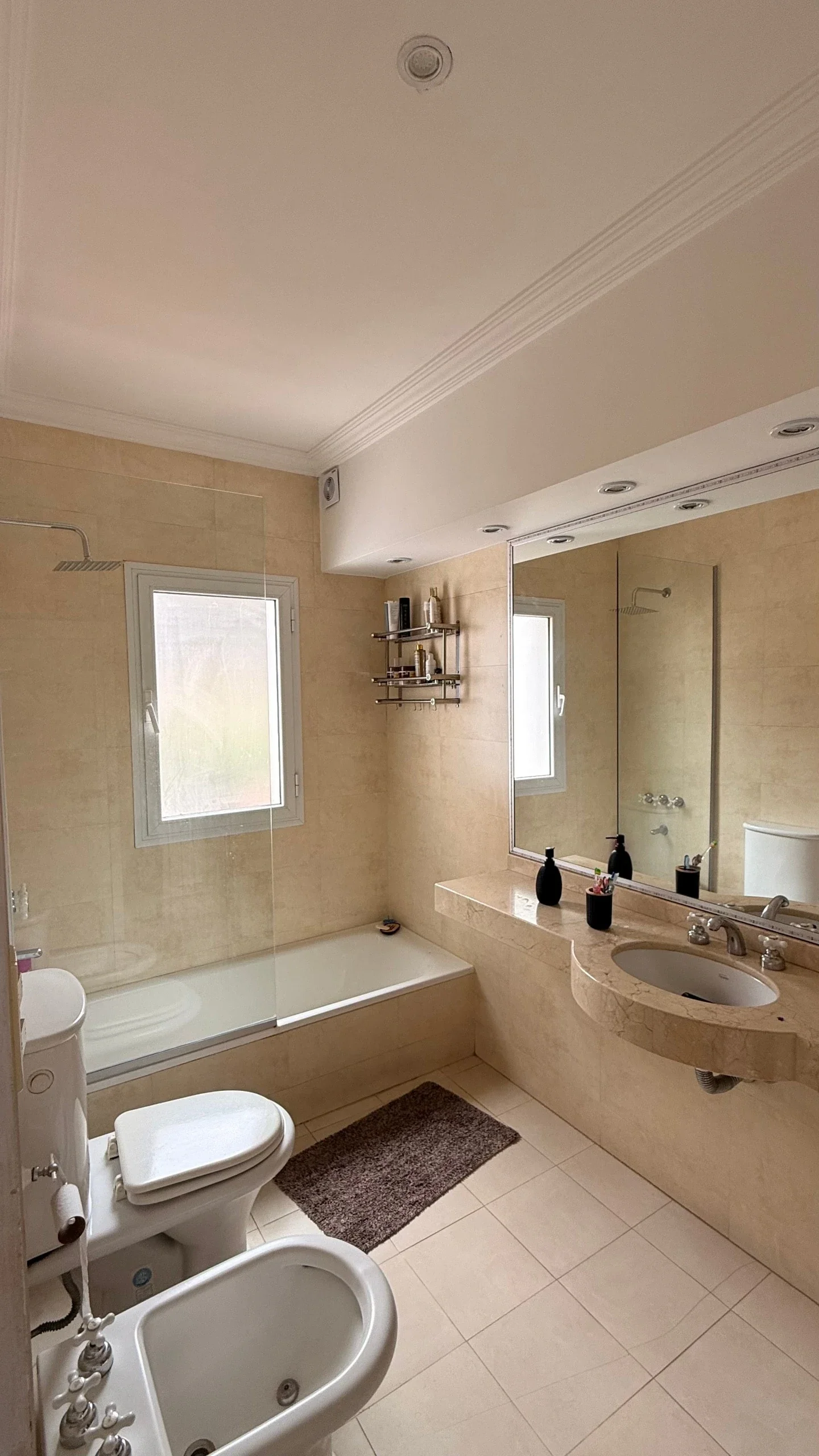Casa en venta c/ cochera en Tres Cerritos - Imagen 5