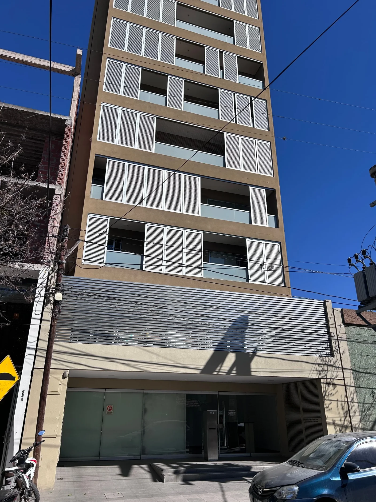Departamento en venta de 1 dormitorio con balcón en el Centro de Salta - Imagen 3