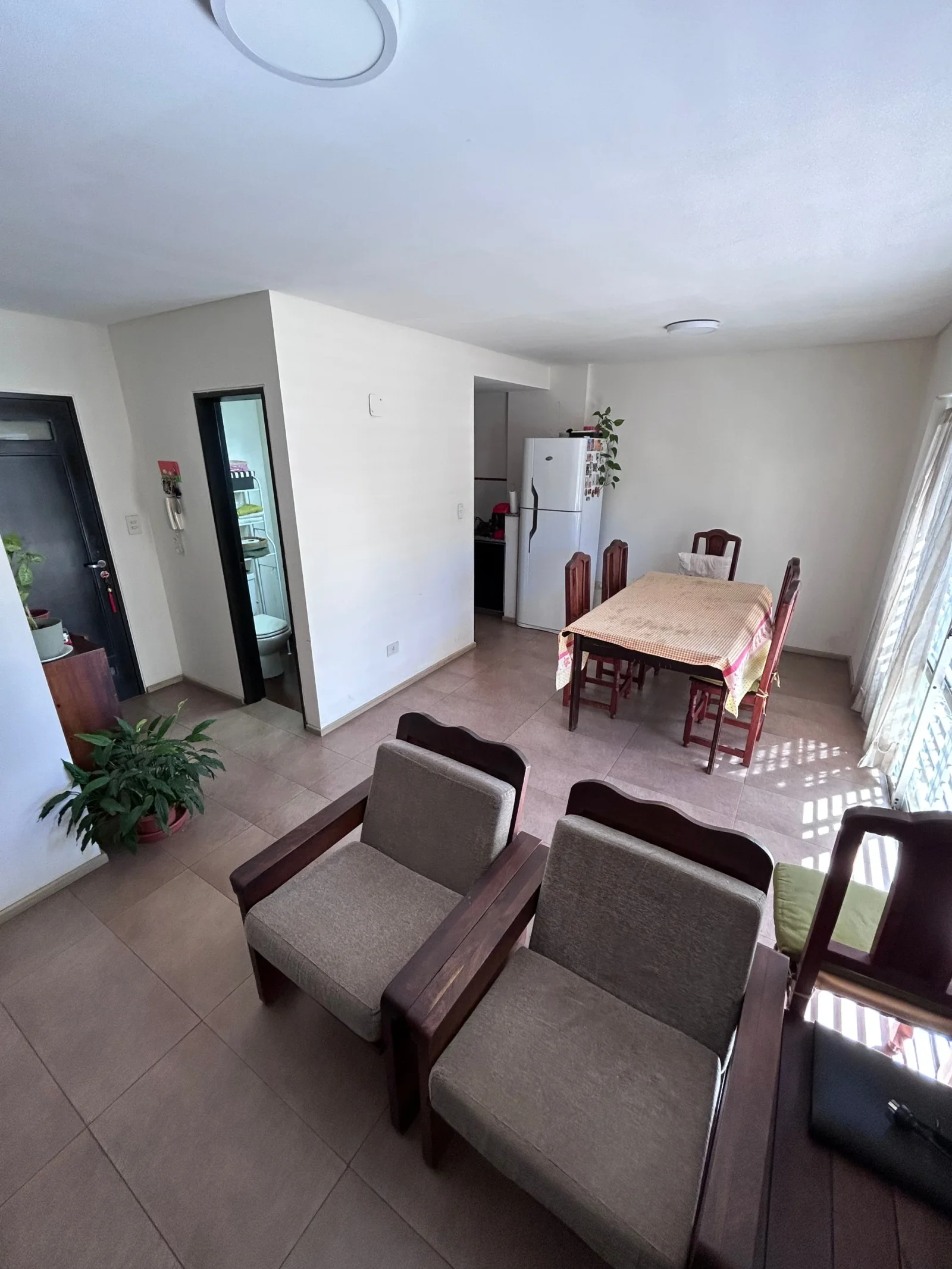 Departamento en venta de 1 dormitorio con balcón en el Centro de Salta - Imagen 2
