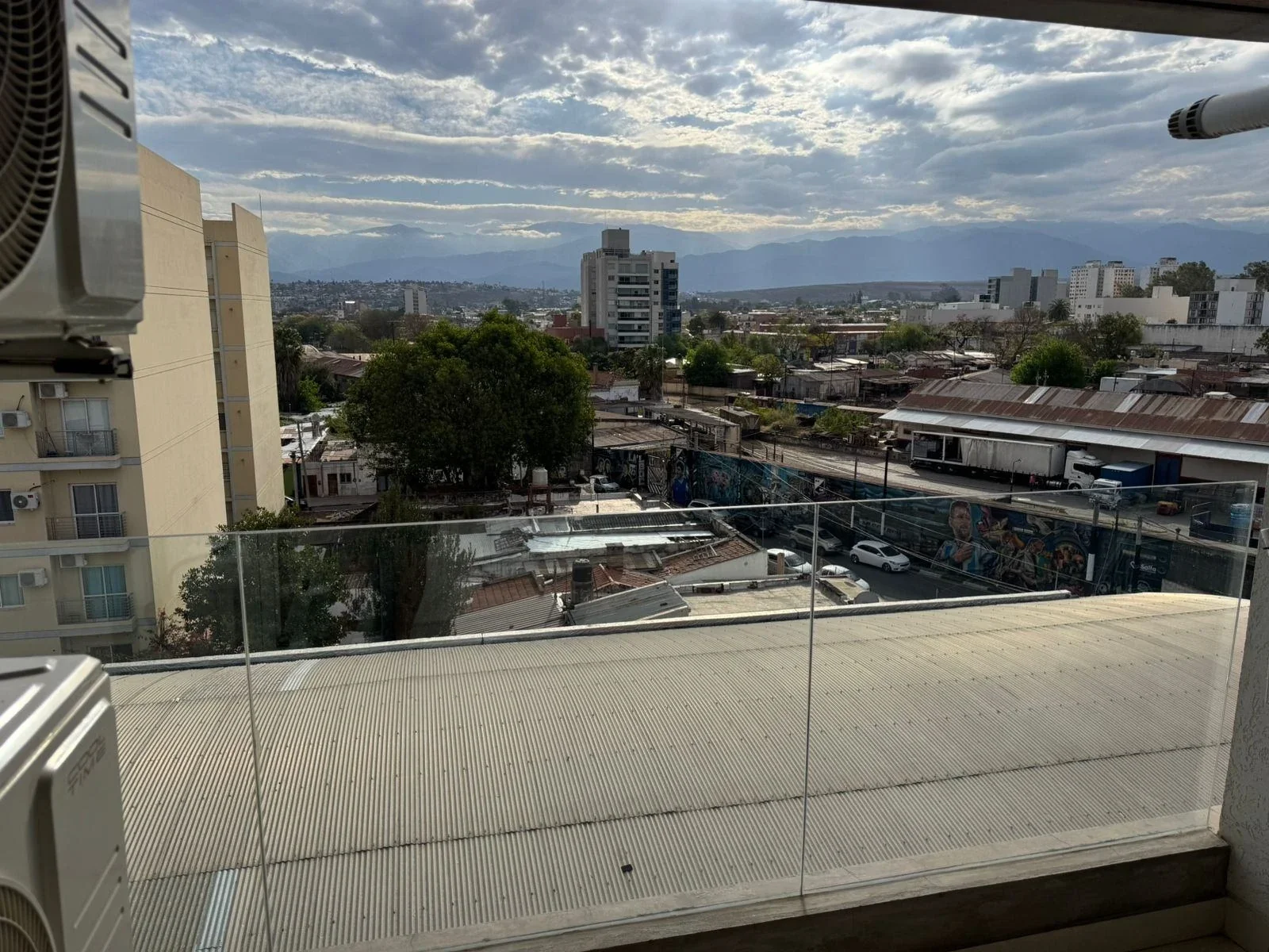 Departamento en alquiler c/ cochera en el Centro de Salta - Imagen 1